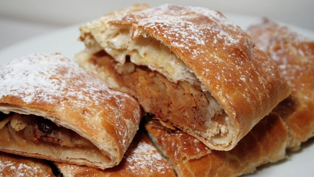 Apfelstrudel